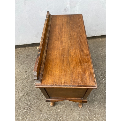 276 - Vintage knee hole writing desk/vanity table without mirror