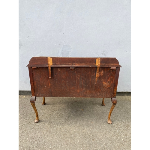 276 - Vintage knee hole writing desk/vanity table without mirror