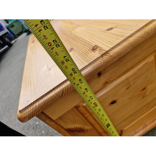 295 - Pine Blanket box