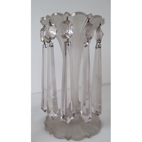 24 - 19th Century Frosted Glass Lustre with Crystal droplets - table lamps - Chips of glass droplets + ba... 