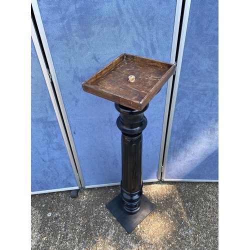 313 - Antique plant stand - 109cm