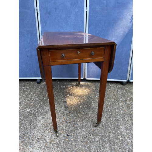 317 - 19th Century Mahogany Pembroke Table with lockable drawer - 81cm x 45cm x 71cm