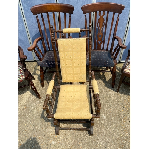 326 - A collection of vintage chairs