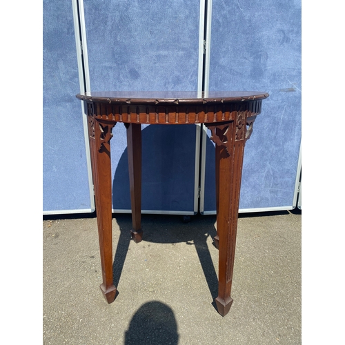 446 - Antique circular side table