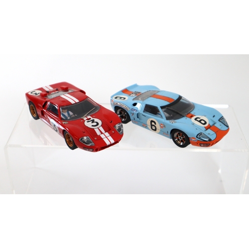 22 - Hornby Ford GT40 Slot Car Model Racers Gulf No 6 + Red No 3 Scale 1:32