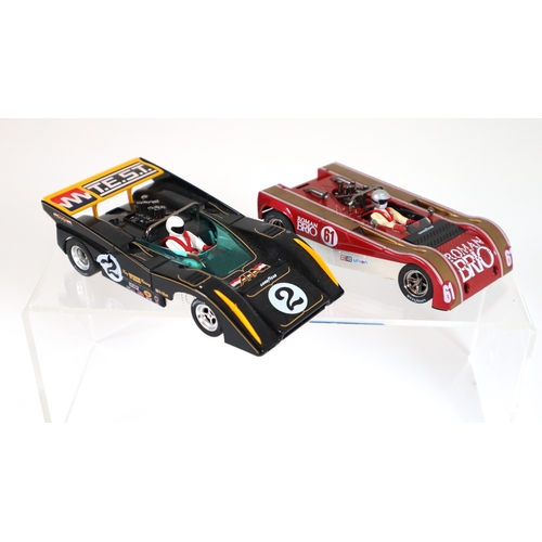 30 - 2 x Vanquish MG McLaren Slot Car Racing Models  1:32 Scale