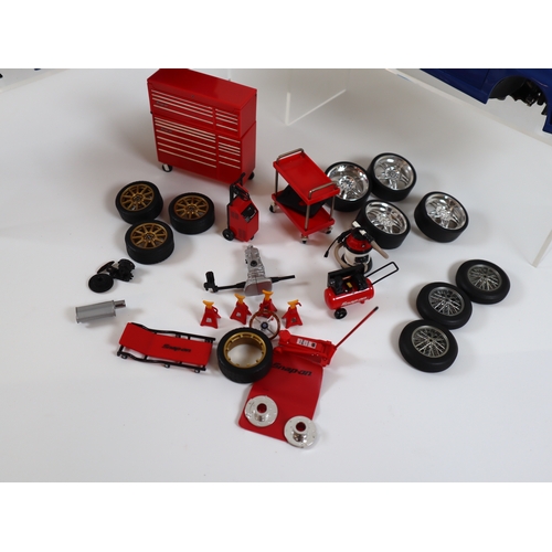 67 - 1:18 Scale Subaru Impreza + Mitsubishi Evo + Snap On branded Garage / Mechanics  accessories / Tools