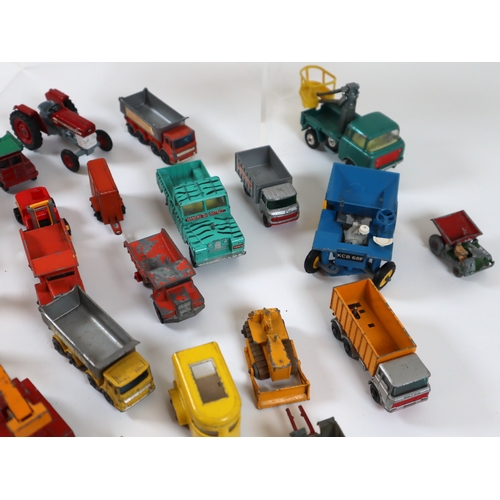 71 - Collection of Corgi & Dinky die-cast metal commercial vehicles 1:32 scale