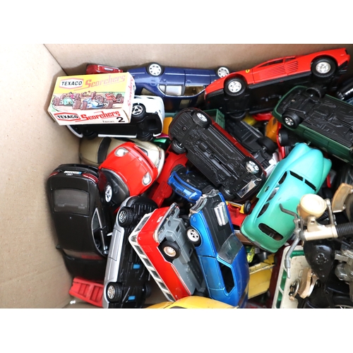 72 - Box of loose die-cast metal cars / bikes