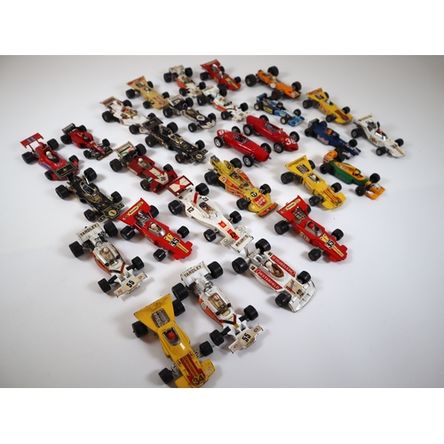 73 - Collection of Corgi Whizzwheels & Matchbox Speedkings Formula 1 / Grand Prix die-cast metal models 1... 