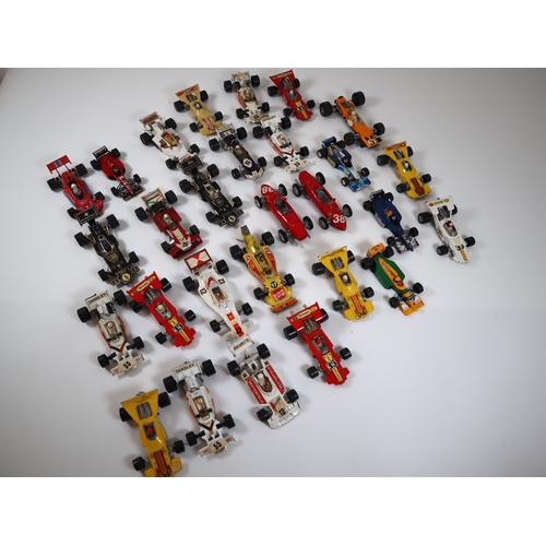 73 - Collection of Corgi Whizzwheels & Matchbox Speedkings Formula 1 / Grand Prix die-cast metal models 1... 