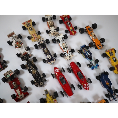 73 - Collection of Corgi Whizzwheels & Matchbox Speedkings Formula 1 / Grand Prix die-cast metal models 1... 