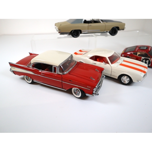 83 - 4 x Die-cast metal 1:18 scale Ertl Chevrolet Bel-Air, Racing Champions 1970 Monte Carlo SS 454, Kyos... 