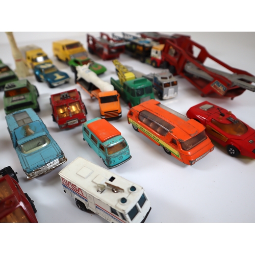 88 - Collection of Loose Corgi, Dinky & Matchbox Die-cast metal model transportation / commercial vehicle... 