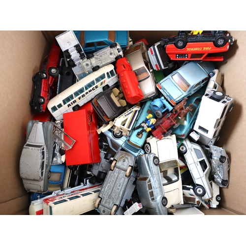 90 - box of loose, Corgi, Dinky, matchbox + other model die-cast cars / commercial vehicles