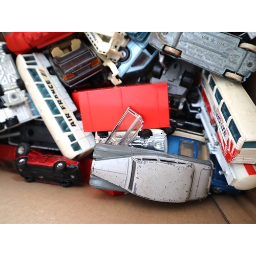 90 - box of loose, Corgi, Dinky, matchbox + other model die-cast cars / commercial vehicles