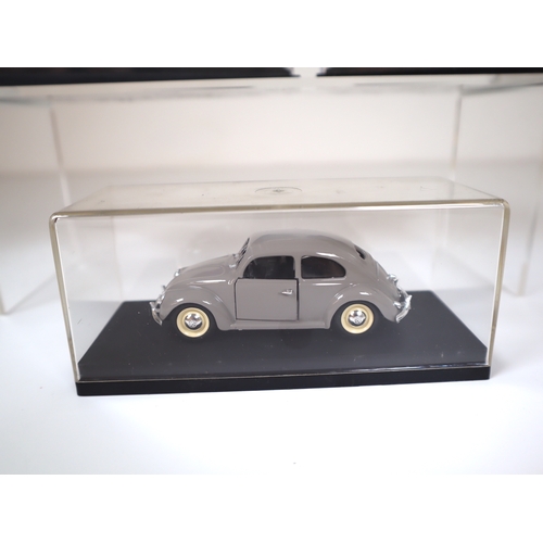 107 - Cased Mercedes-Benz SLK 230, CLK Cabrio, VW Beetle 1:32 scaled Die-cast Model cars