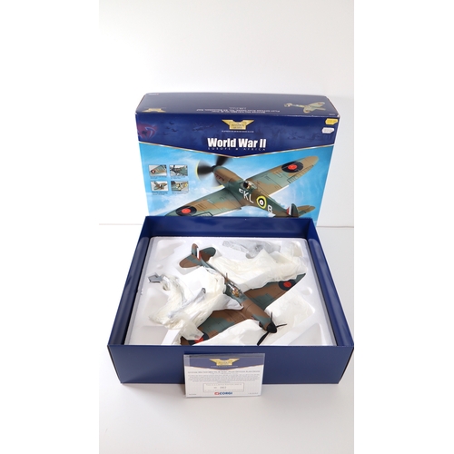 143 - AA33904 1/32 Corgi Spitfire Mk1 Alan Deere 54 Squadron Limited Edition 1812 / 2400