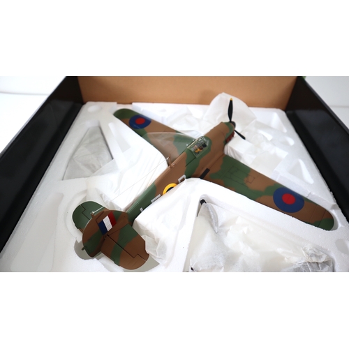 147 - Corgi Aviation Archive AA35505 Hawker Hurricane MK1 Douglas Bader 1940 1:32 Limited Edition 0874 / 2... 