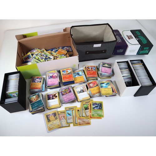 199 - Pokemon TCG - Large quantity of Bulk Pokemon Cards from various Sword & Shield & Scarlet & Violet Se... 