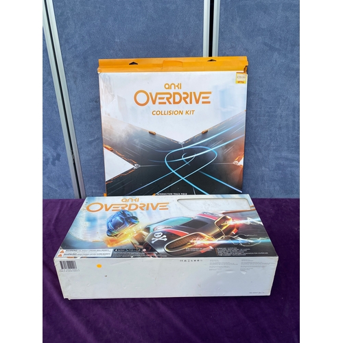 220 - Anki Overdrive tracks and accesories