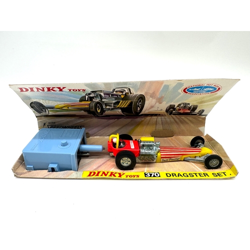 247 - Dinky Toys - 370 Dragster Set Speedwheels - Boxed