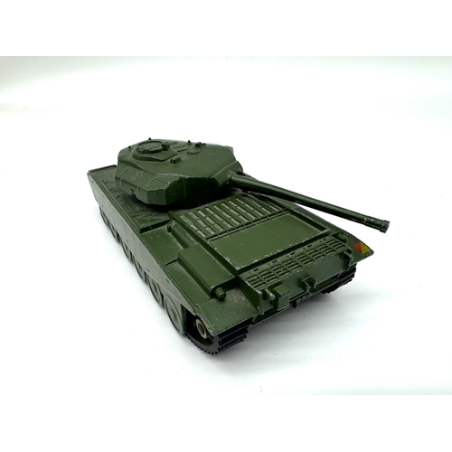 256 - Dinky Toys - 651 Centurion Tank , Rotating Turret - in Box