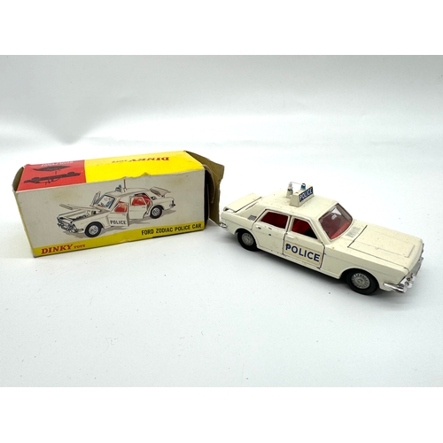 264 - Dinky Toys - 255 Ford Zodiac Police Car in box