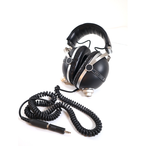 6 - Pioneer SE-505 Headphones