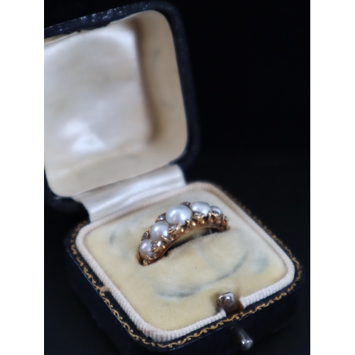 124 - Mother of Pearl Ring, with Diamonds on yellow gold band - 3.8g