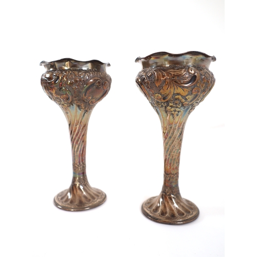 132 - Pair of weighted Sterling Silver Repoussé Goblets by  M Bros Birmingham 1921 - 19cm - 501g