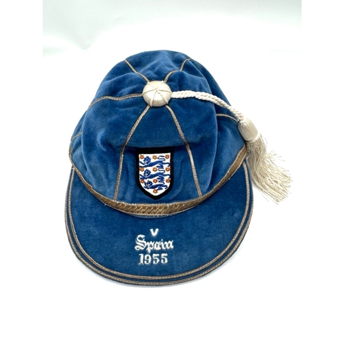 215 - Blue England International Football cap. England v Spain 1955 awarded to Frank Blunstone Chelsea & E... 