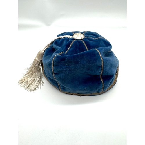 215 - Blue England International Football cap. England v Spain 1955 awarded to Frank Blunstone Chelsea & E... 