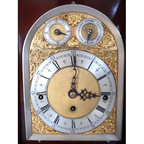 39 - A substantial Victorian boardroom mahogany bracket clock, beautifully engineered three train brass m... 