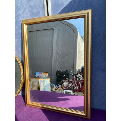 800 - Two gilt framed mirrors.