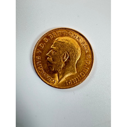 38 - 1912 George V Half Gold Sovereign