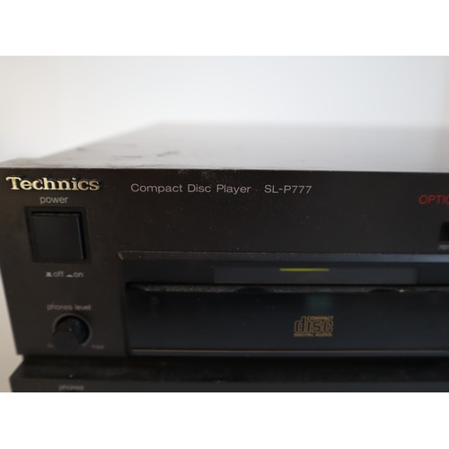 23 - Technics Compact Player SL-P777