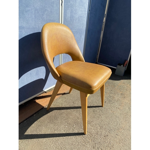 815 - Mid Century Ben Leather Chair