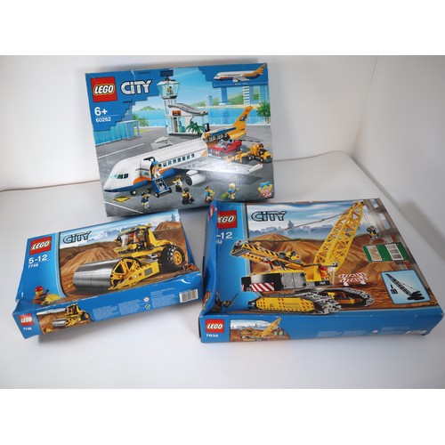 43 - LEGO City - 7632 Crawler Crane, 7746 Road Roller + 60262 Passenger Airplane - Boxed Sealed