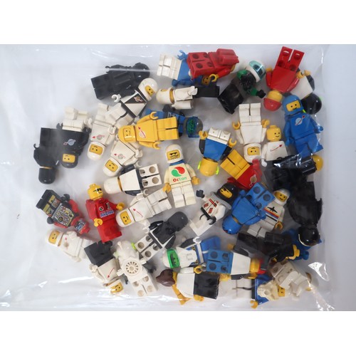 75 - LEGO Minifigures - Bundle of Minifigure Racers & Space figures from last 30+ years