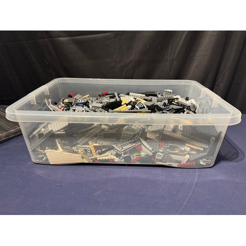 104 - LEGO - Bulk Box of sorted Loose Pieces - 6 kg