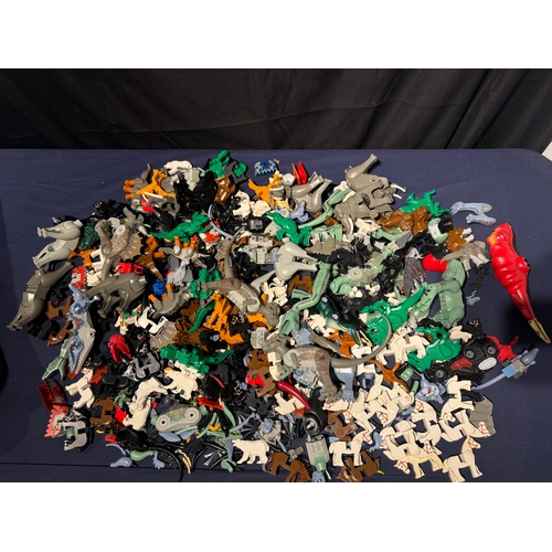 107 - LEGO - Bulk Box of Dragons, Dinosaurs, Horses & other animals from the past 30 years - 5kg