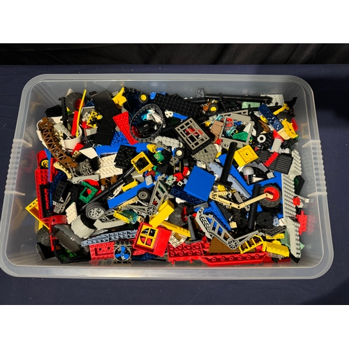 113 - LEGO - Bulk Box of Assorted Loose Pieces - 8kg