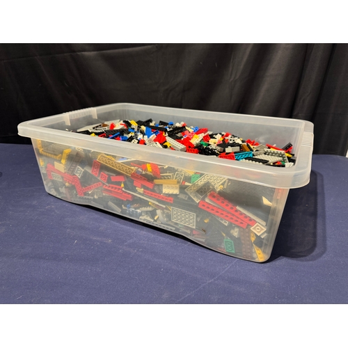 116 - LEGO - Bulk Box of Sorted Assorted Loose Pieces - 7kg