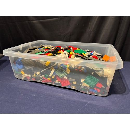 118 - LEGO - Bulk Box of Assorted Loose Pieces - 7.5kg