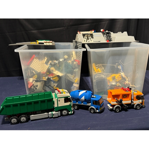 122 - LEGO - Two Bulk Box of Assorted built models / loose pieces - 5kg