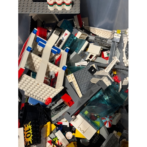 122 - LEGO - Two Bulk Box of Assorted built models / loose pieces - 5kg