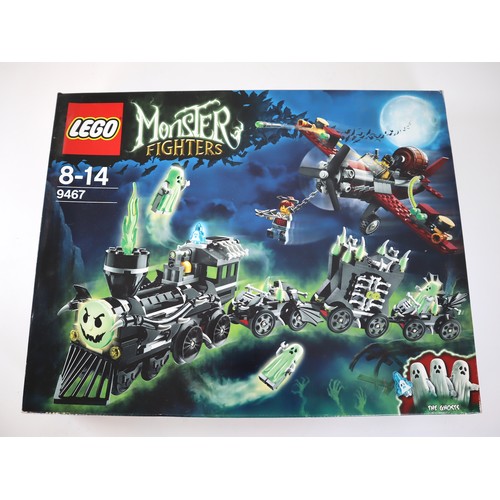 84 - LEGO Monster Fighters 9467 - The Ghost Train - Boxed Part Sealed