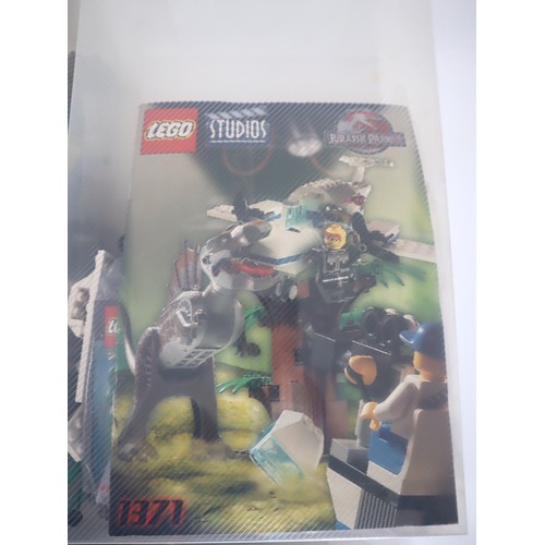 96 - LEGO - Collection of various unboxed sets including 1371, 5934, 1353, 1382 - Studios / Jurassic Park... 