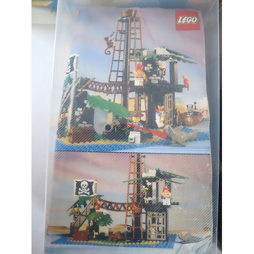 97 - LEGO - Collection of unboxed sets including 6270, 6277, 6278, 5978, 5936 + others